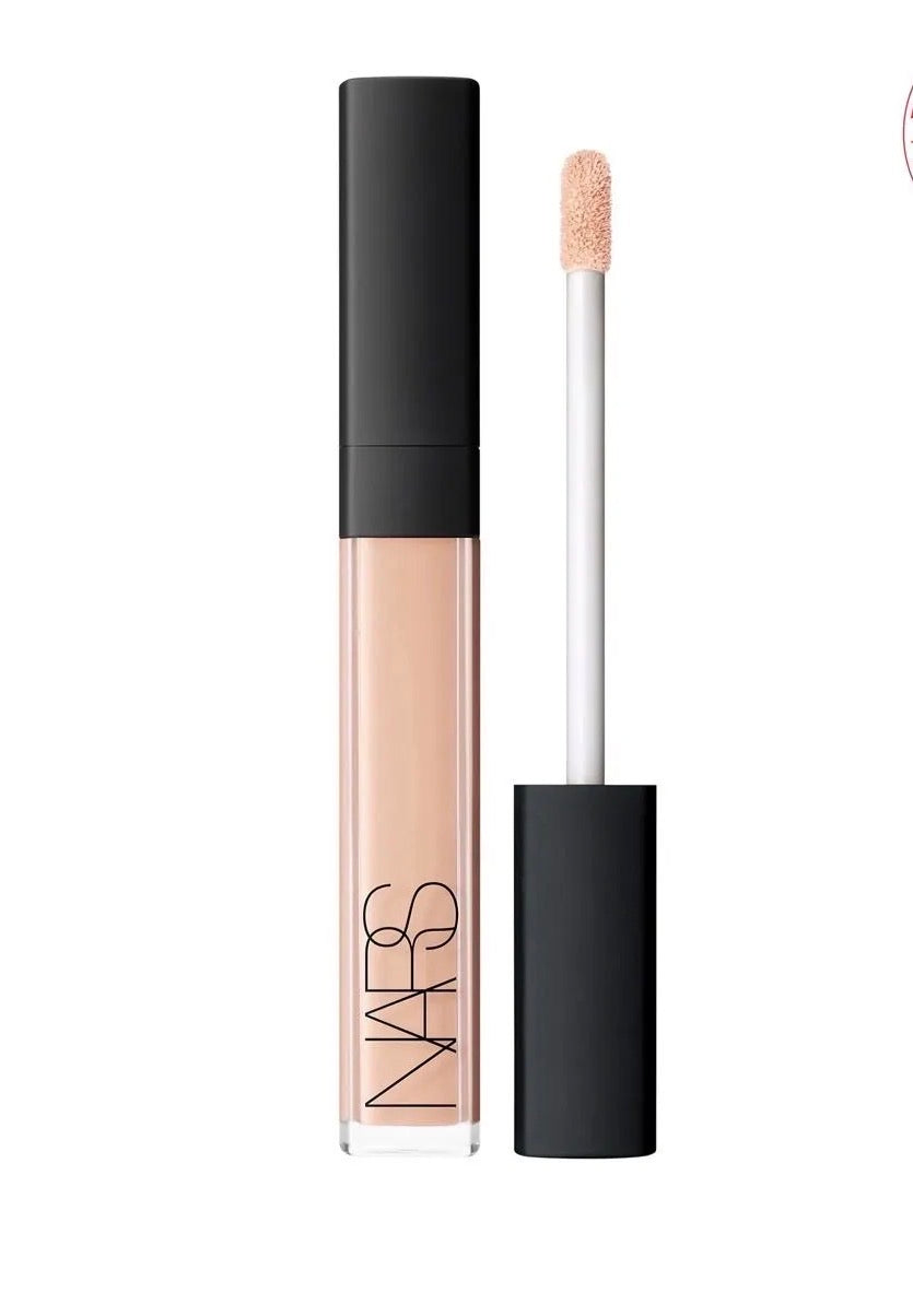 Nars Radiant Creamy Concealer in Honey