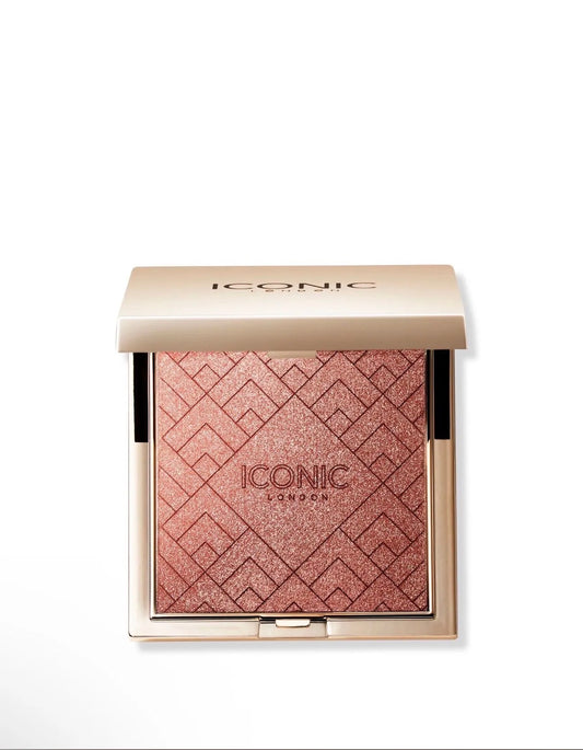 Iconic London Kissed by the Sun in So Cheeky